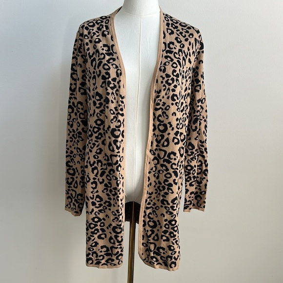 JM Collection Women’s Leopard Print Open Front Mob Wife Casual Cardigan‎ Med P - Picture 1 of 10